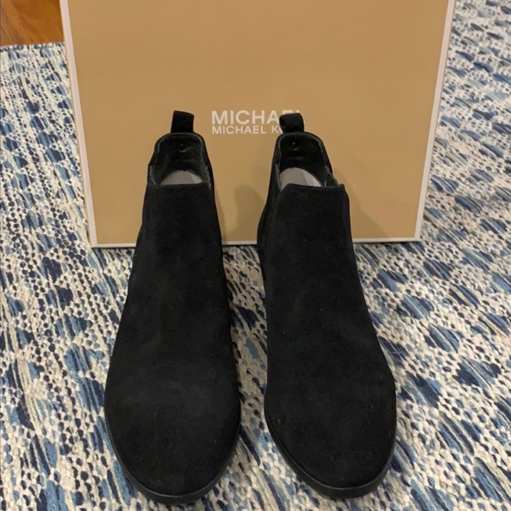 Michael Kors Shaw Flat Booties
